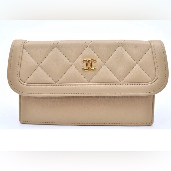 CHANEL Calf Skin Matelasse Vintage Pouch Purse Beige - Picture 3 of 16